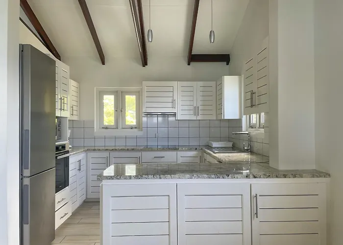 Vallonend Beachfront Villa With Excellent View